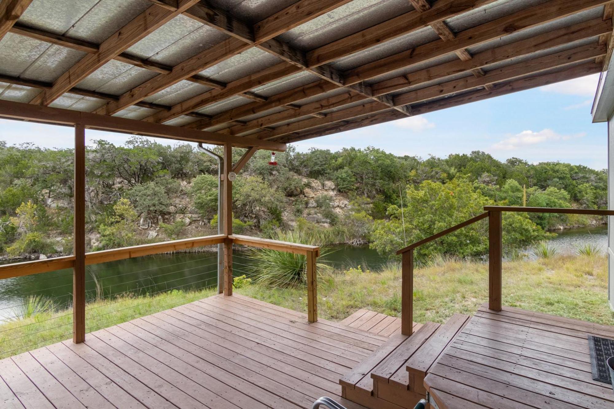 فندق Hondo Creek Hideaway Tarpley المظهر الخارجي الصورة