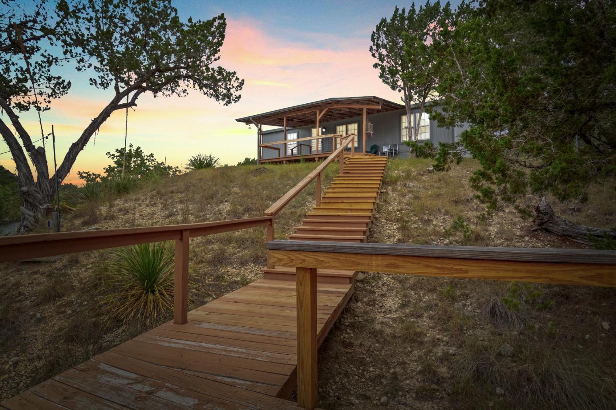 فندق Hondo Creek Hideaway Tarpley المظهر الخارجي الصورة